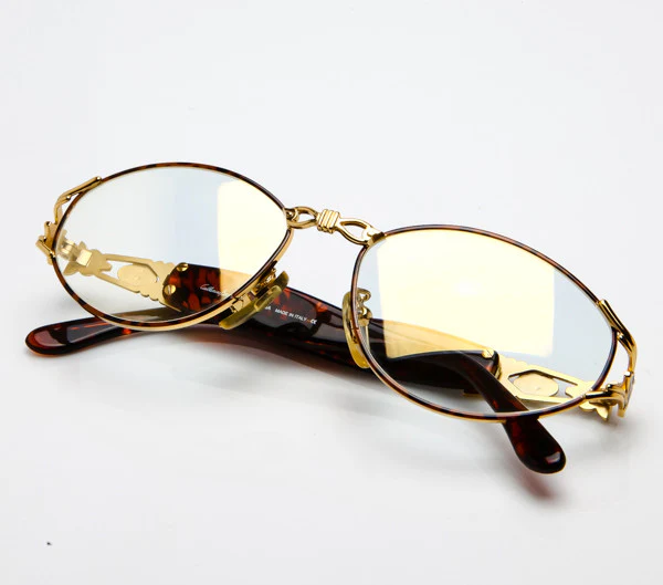 CB F157 10 Special Edition Flash Gold