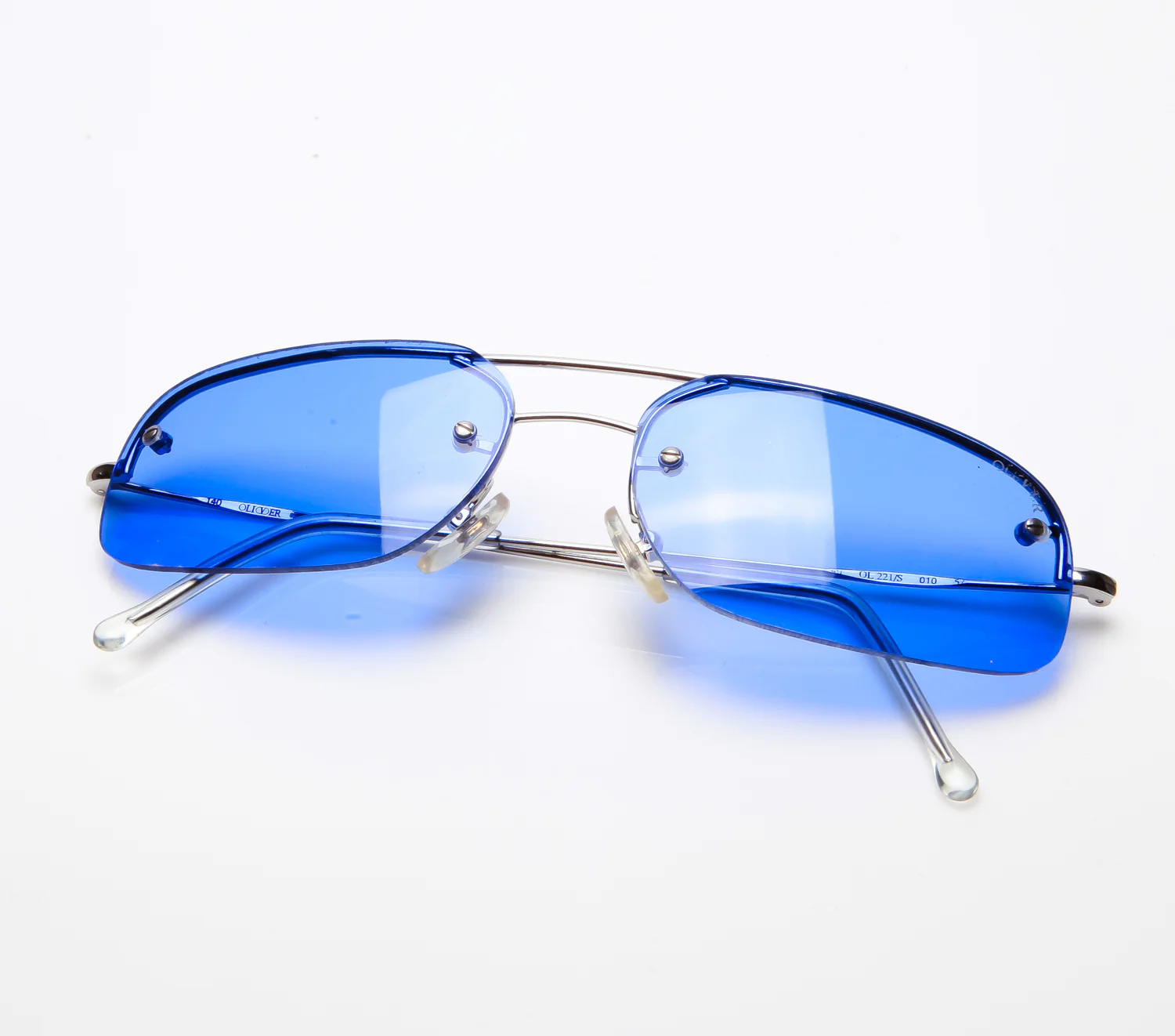 Oliver By Valentino 221/S 010