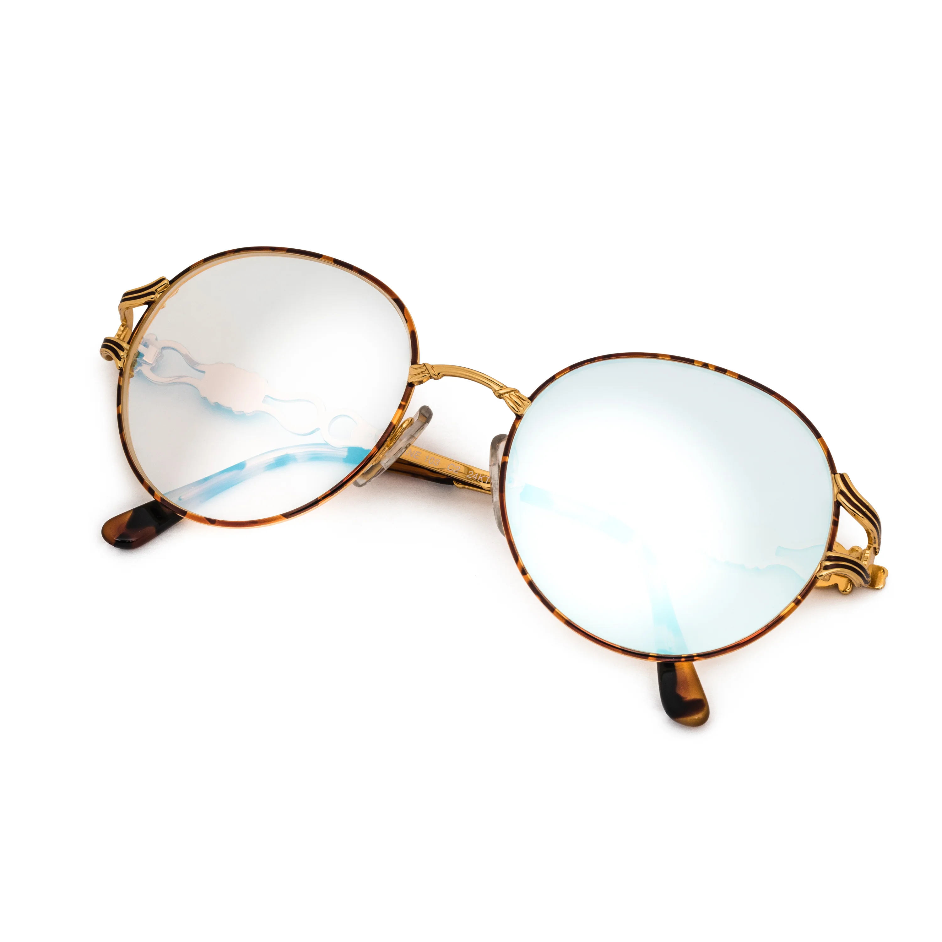 Vintage Hilton Parklane 103 C2 24KT
